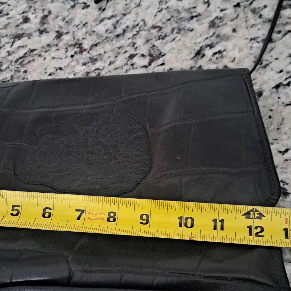 Carlos Falchi Black Croc-Embossed Crossbody Bag - Picture 9 of 11